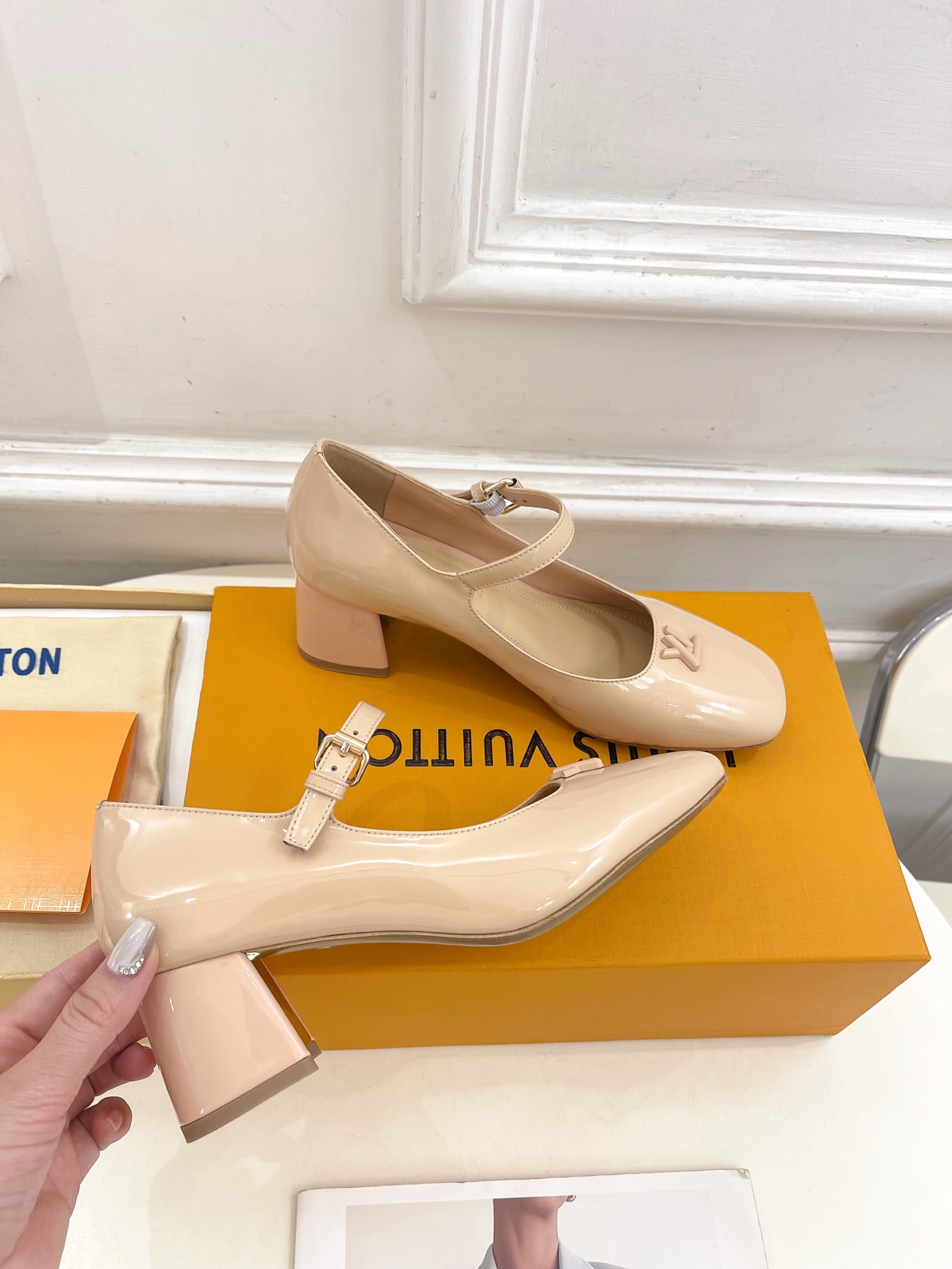 Women's high heels